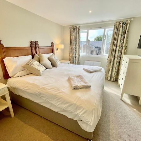 Central Townhouse With Free Off Road Parking And Garden York Exterior photo